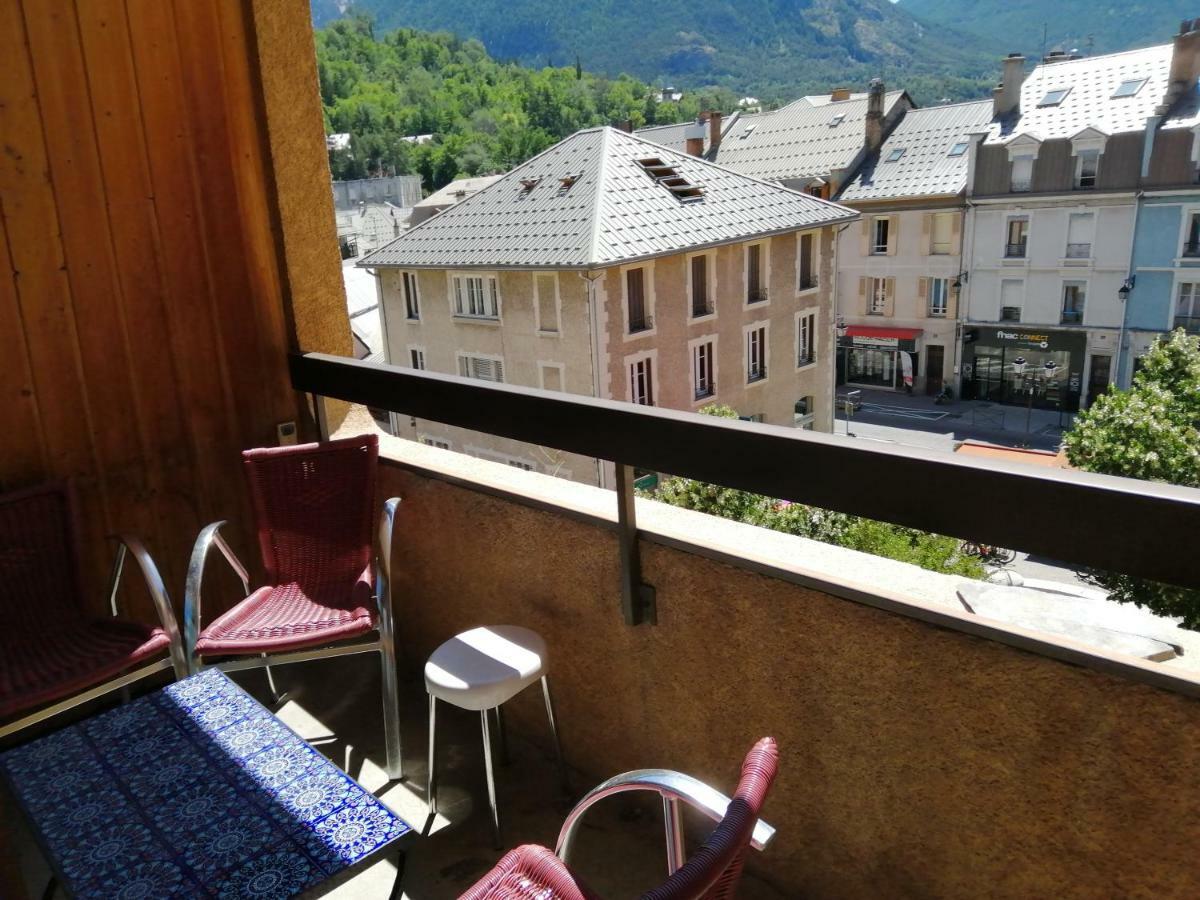 Appartement 4 Personnes A 500M Des Telecabines Briancon  Luaran gambar